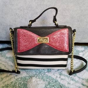 EUC- Betsey Johnson Crossbody